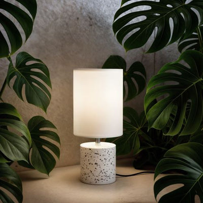 Lampă masă living
