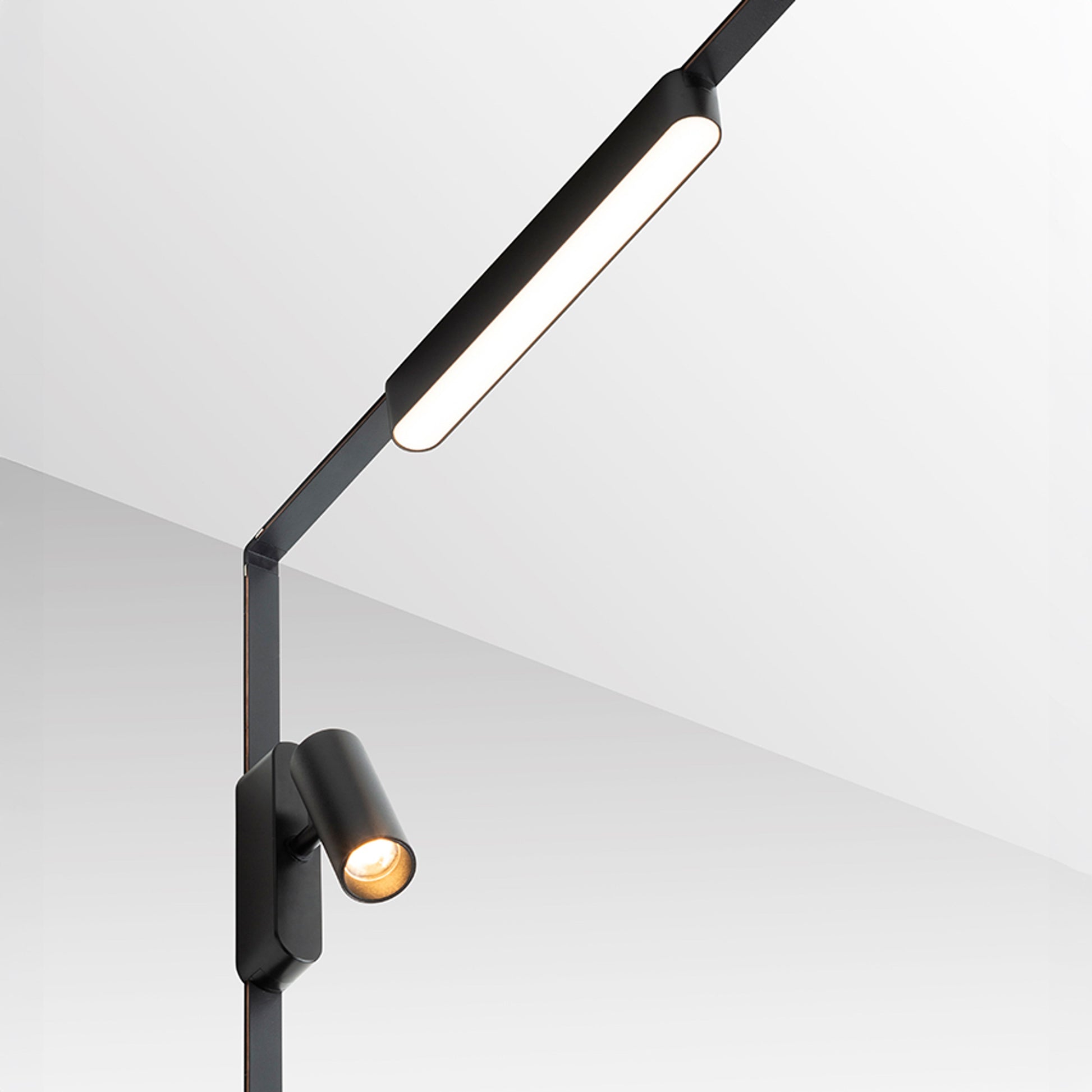RENDL Ultra-thin track system OXONIA 22 for the VEGA/WAVE system black  24= LED 12W 110°  3000K 4000K 6500K R14320 3